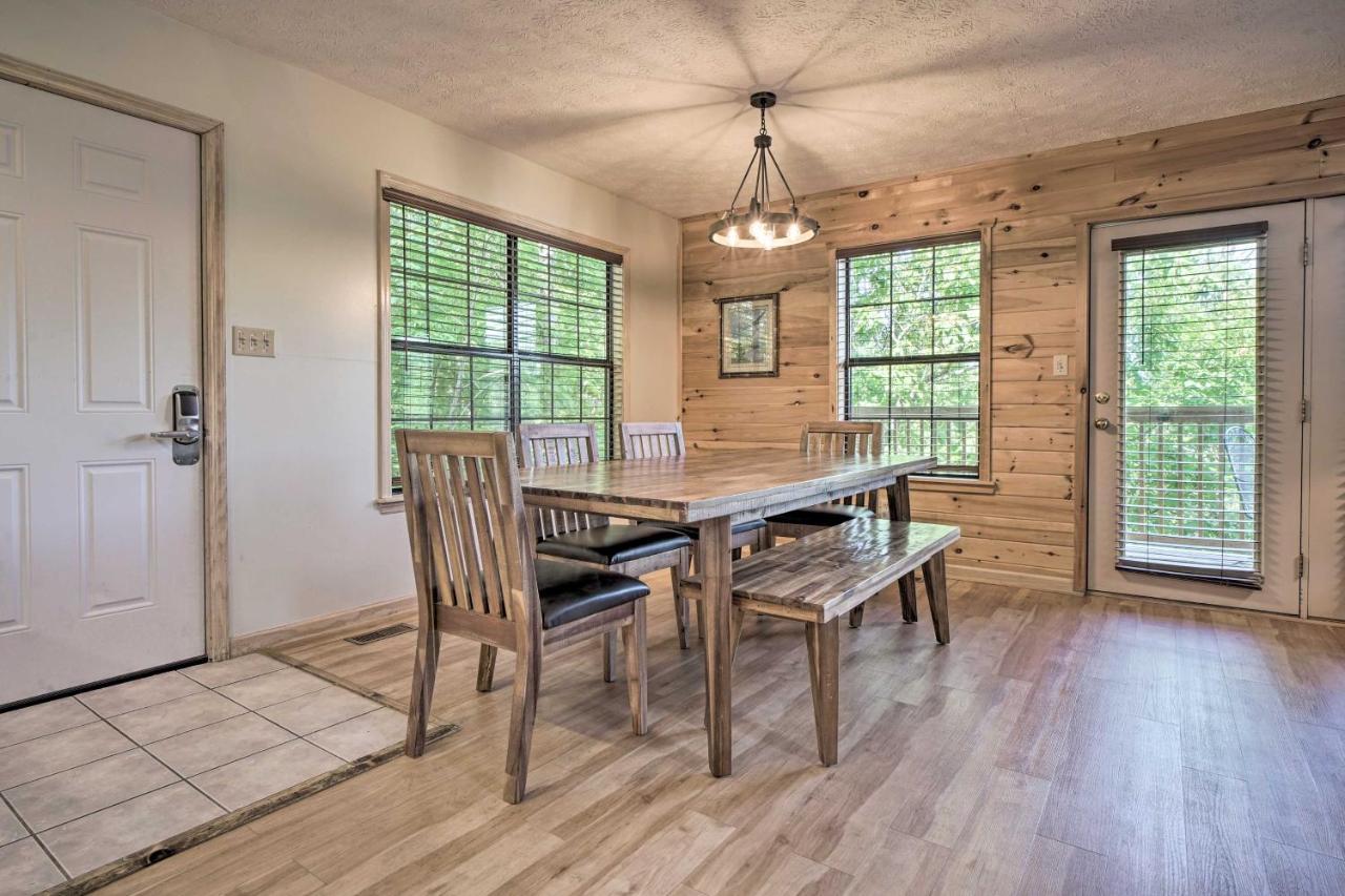 Rustic Pigeon Forge Home With Private Hot Tub! エクステリア 写真