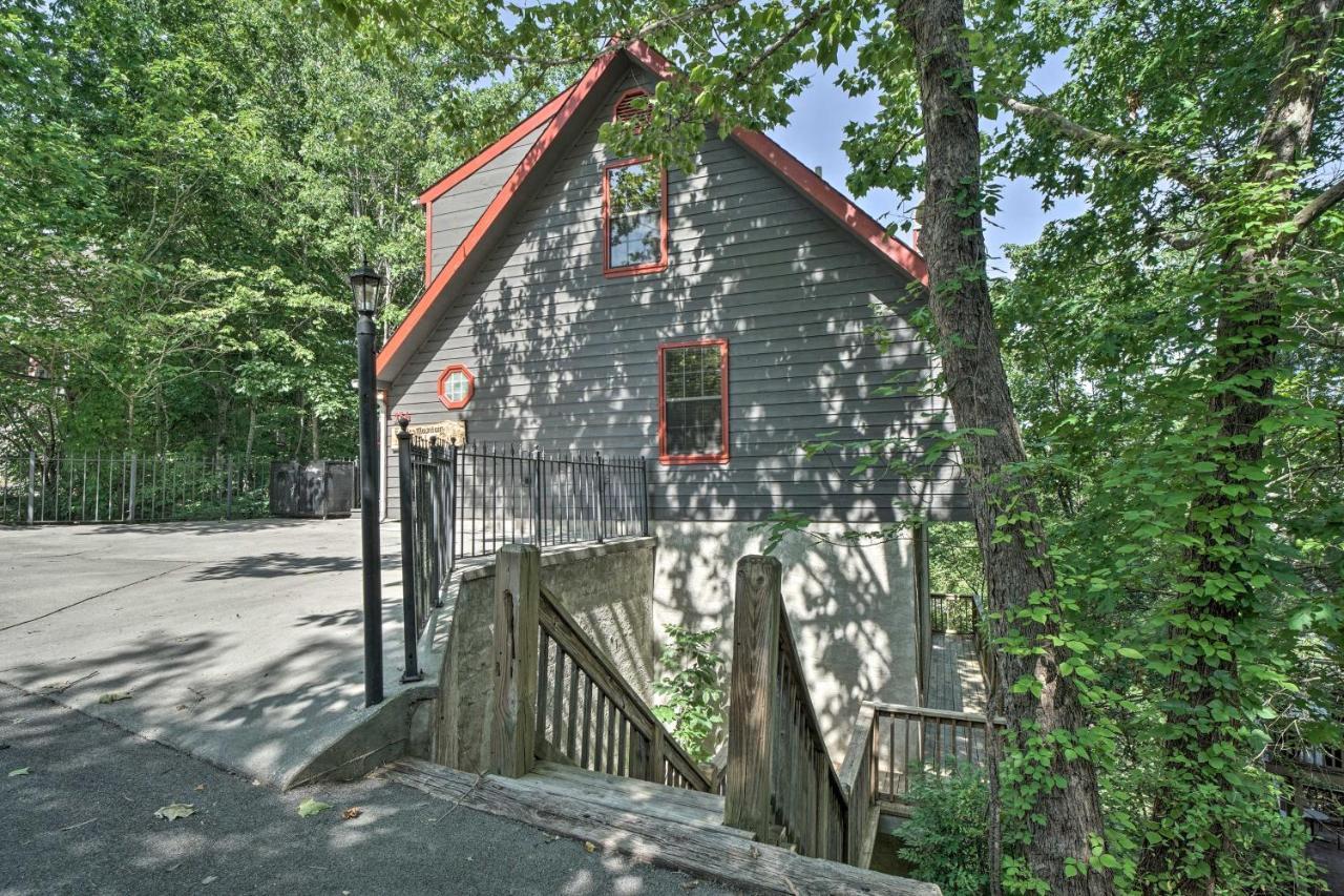 Rustic Pigeon Forge Home With Private Hot Tub! エクステリア 写真